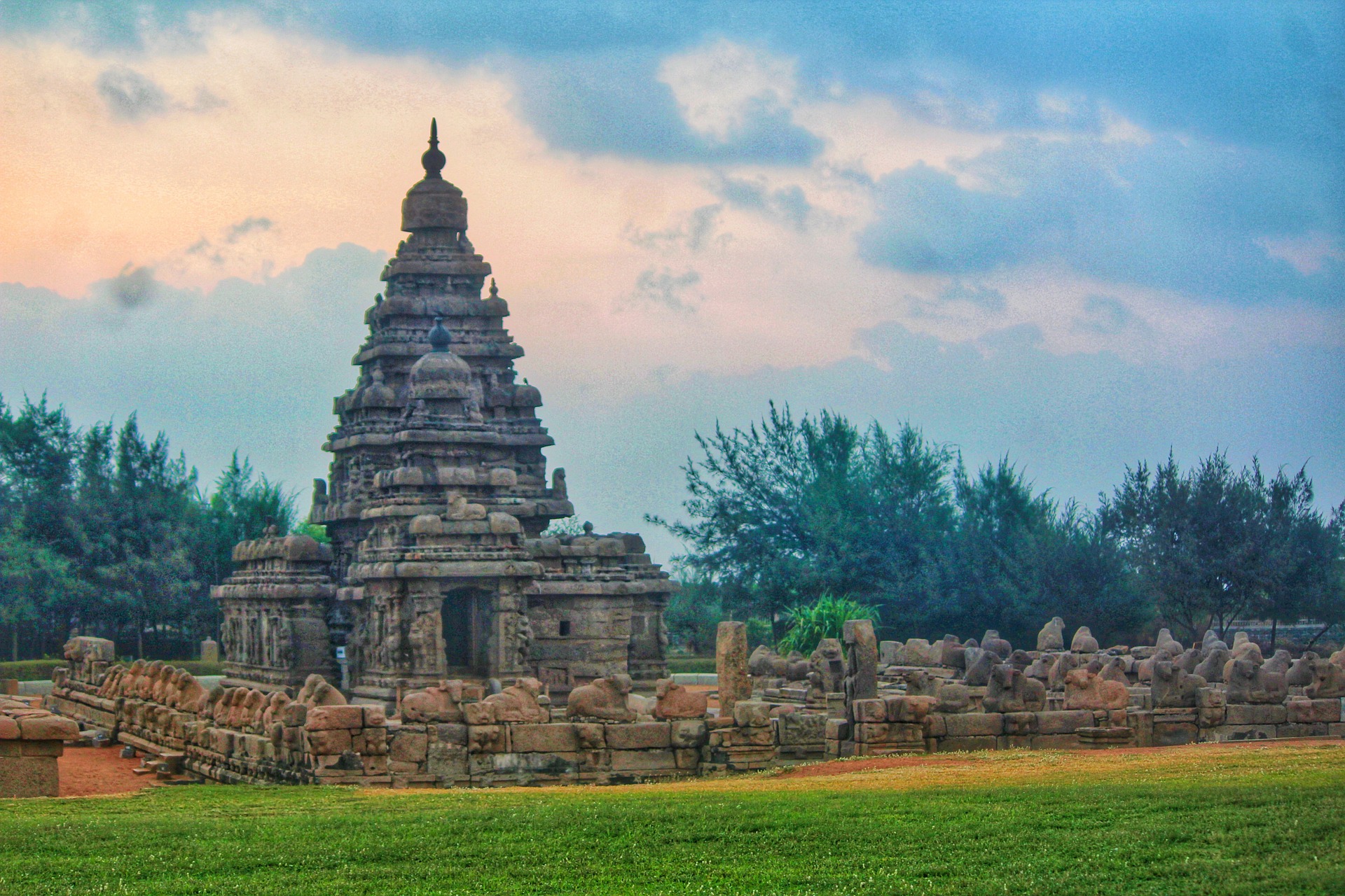 SHORE TEMPLE